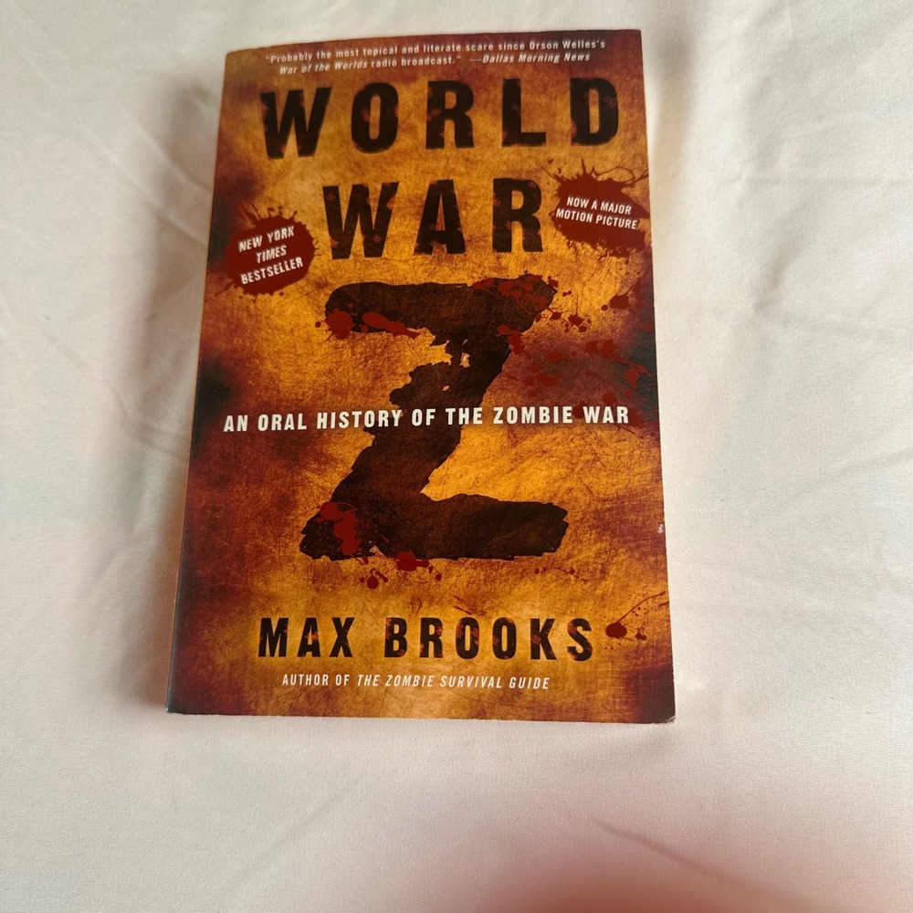World War Z Max Brooks Oral History of the Zombie War Paperback 2006 1st Edition